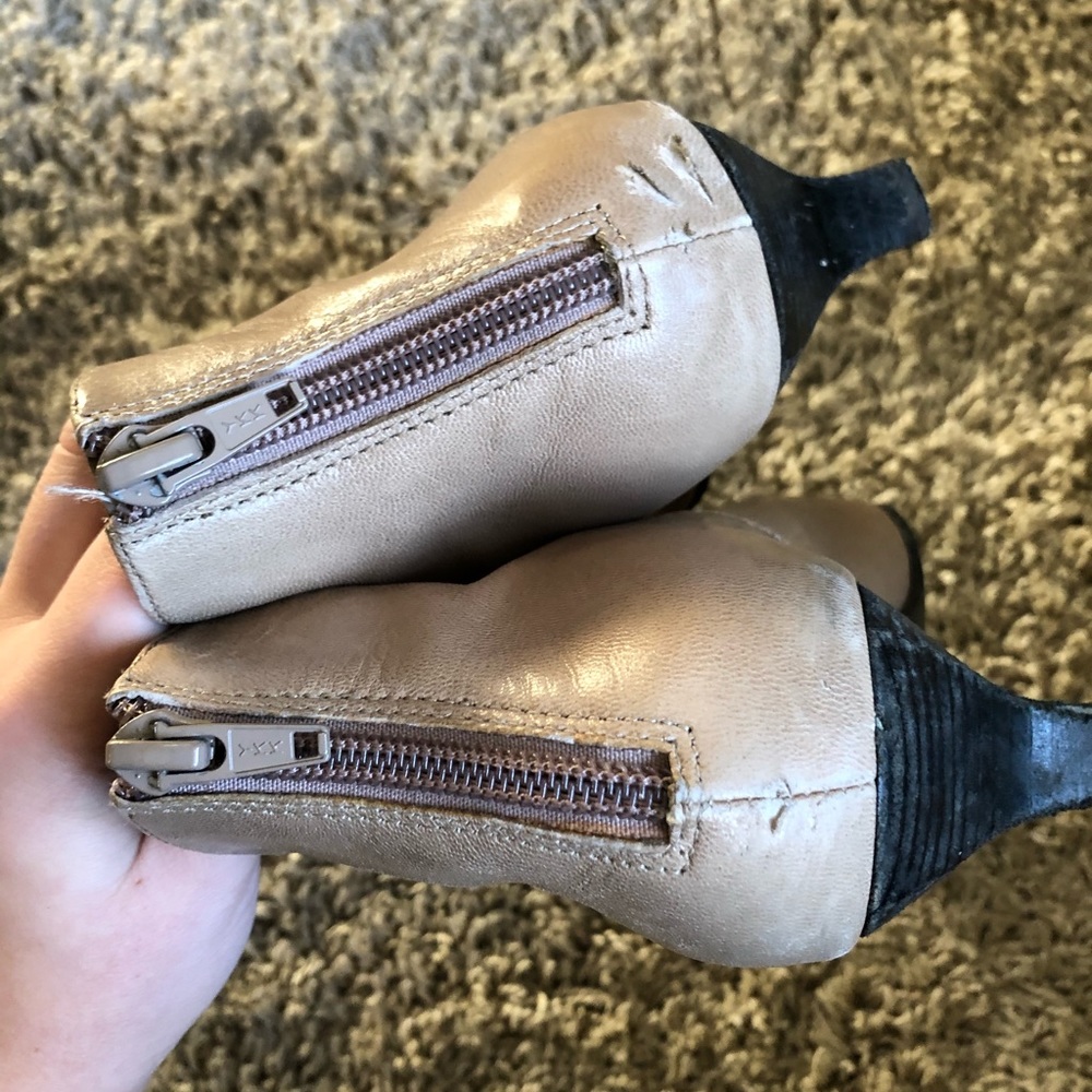 Square toe booties - Picture 4 of 4